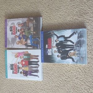 Big Bang Theory New DVD sets Seasons 2,3,4